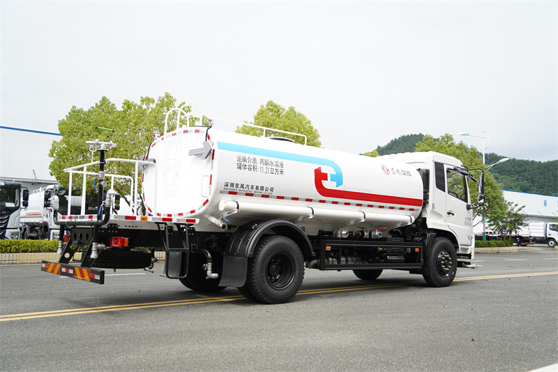 東風(fēng)天錦VR灑水車 15方（燃油車） EQ5183GPSSDF6