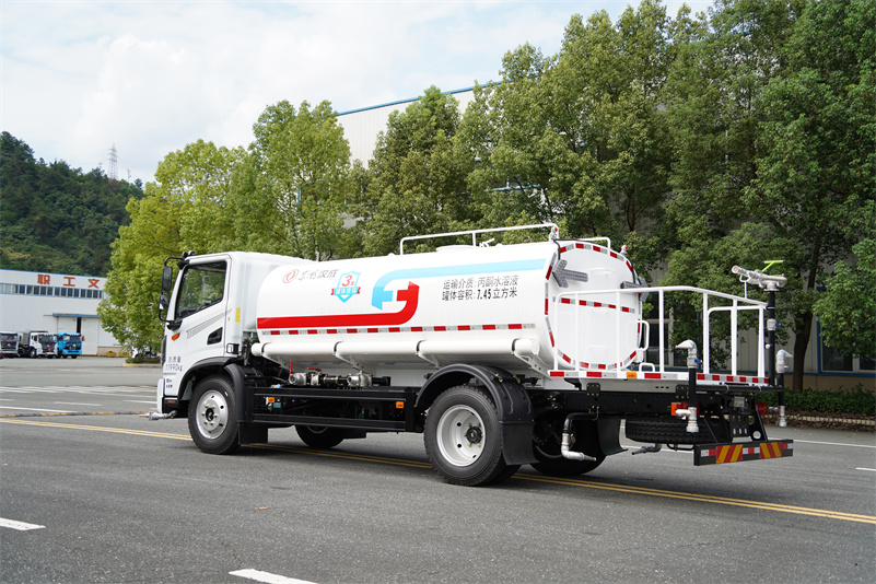 東風(fēng)華神T3/T1灑水車 9方（燃油車）EQ5120GPSSEH6